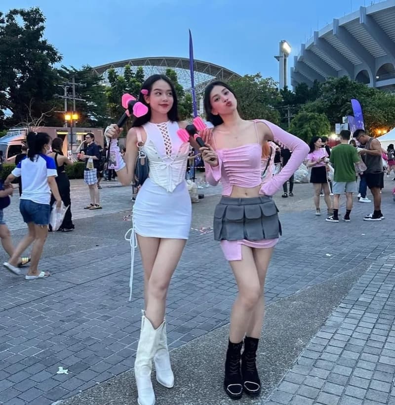 Mặc gì đi concert Tinh Hà "Say Hi" 17 - 18/10/2026? Cẩm nang lên đồ cực cháy