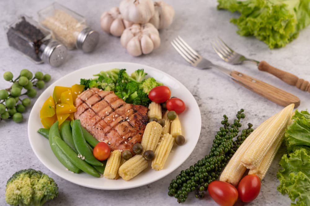 Tranh cãi: Eat Clean có thực sự giảm cân hay chỉ là trào lưu mạng xã hội?